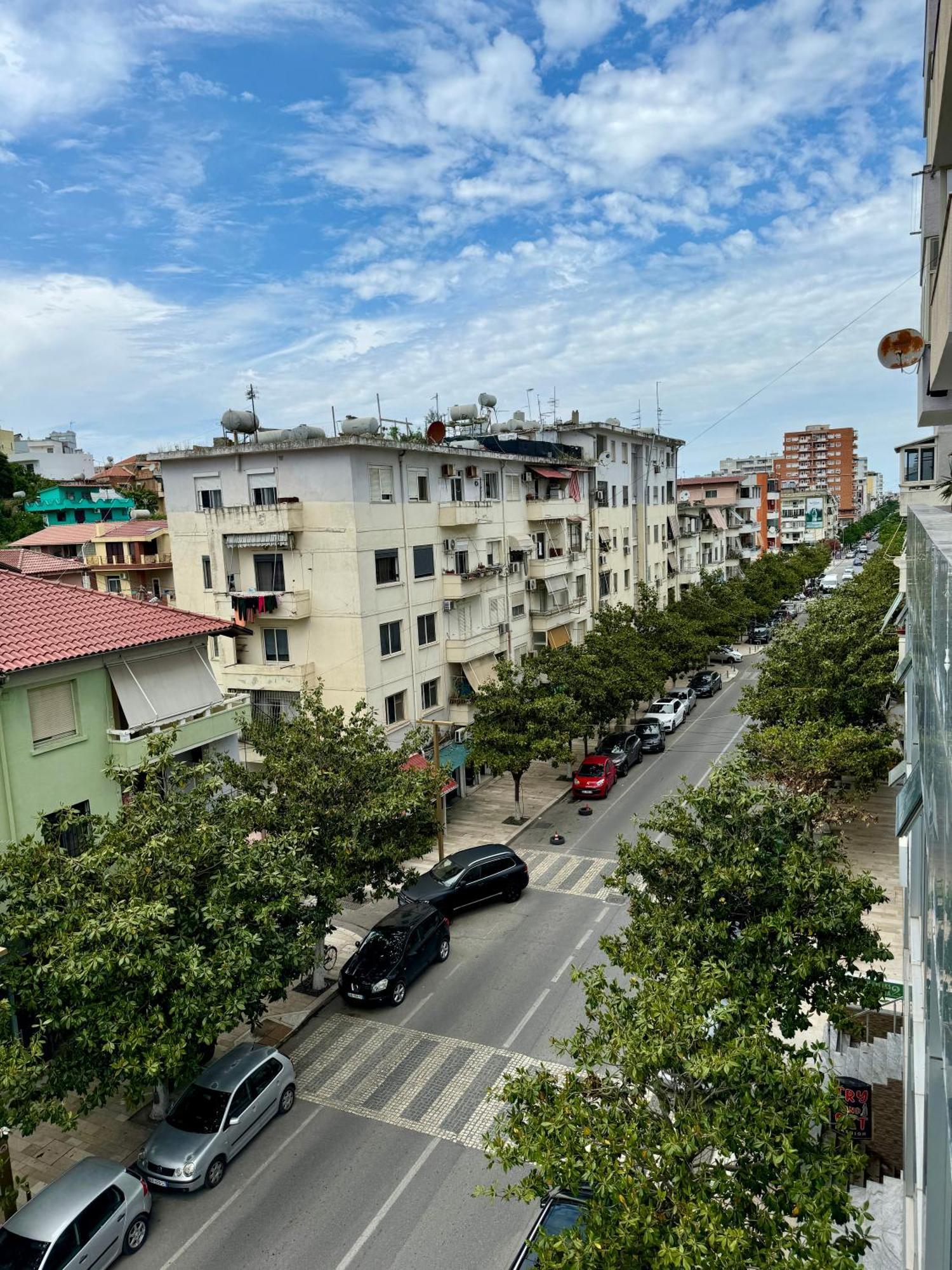 Luxury Apartments In City Center Durres Luaran gambar